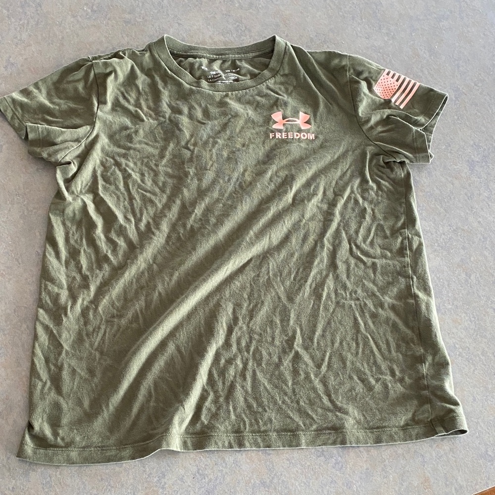 Under Armour Olive Green 'Freedom' Logo Short Sleeve Tee